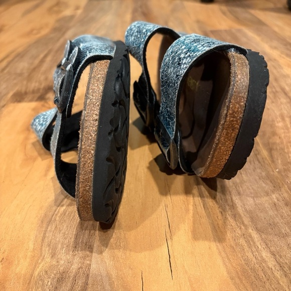 Birkenstock Classic Arizona Anaconda Women's Mules Turquoise Size 7 -7.5 - Picture 9 of 12